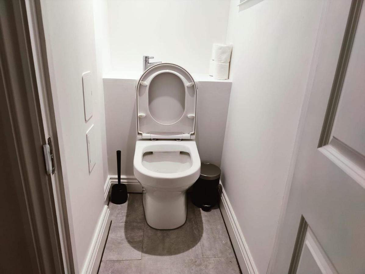 3 Bed Flat Close To Liverpool St & Brick Lane London Bagian luar foto