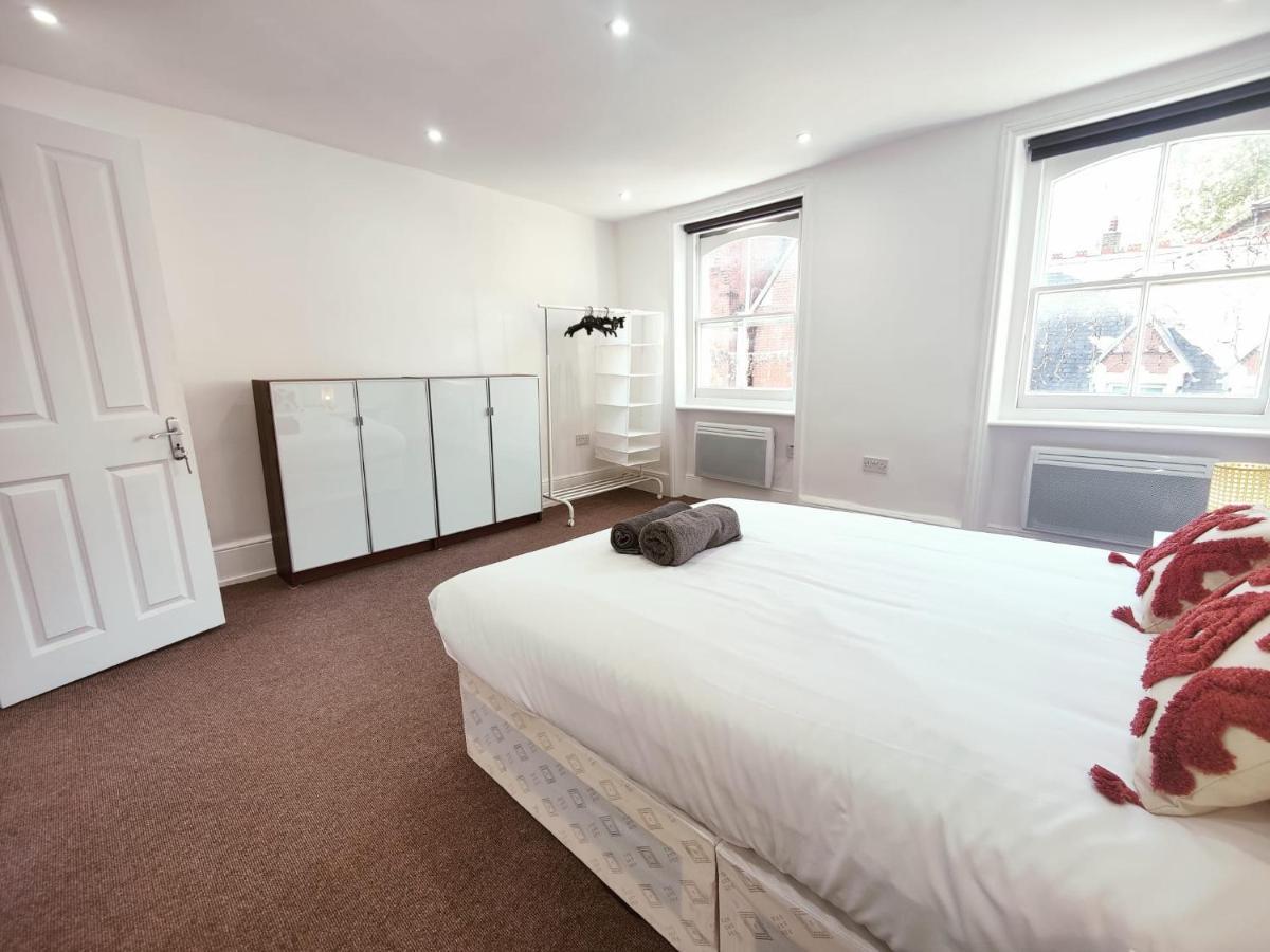 3 Bed Flat Close To Liverpool St & Brick Lane London Bagian luar foto
